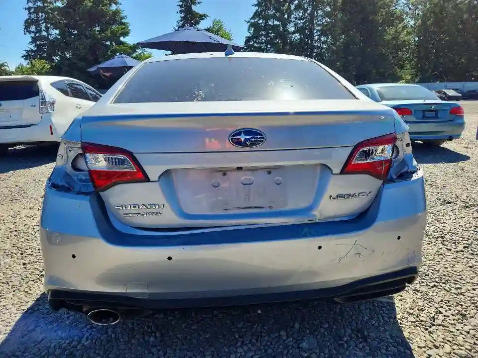 4S3BNAN69J3030532 2018 SUBARU LEGACY-5