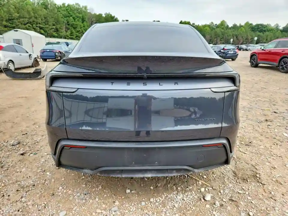 7SAYGAEE1TF617781 2026 TESLA MODEL Y-5