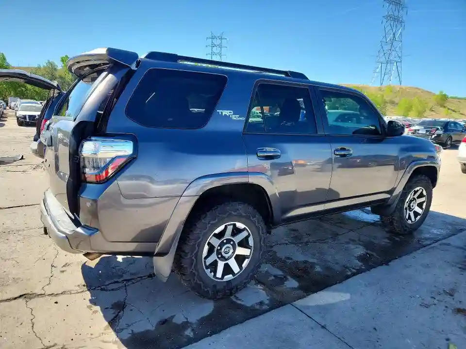 JTEBU5JR8K5669237 2019 TOYOTA 4RUNNER-2