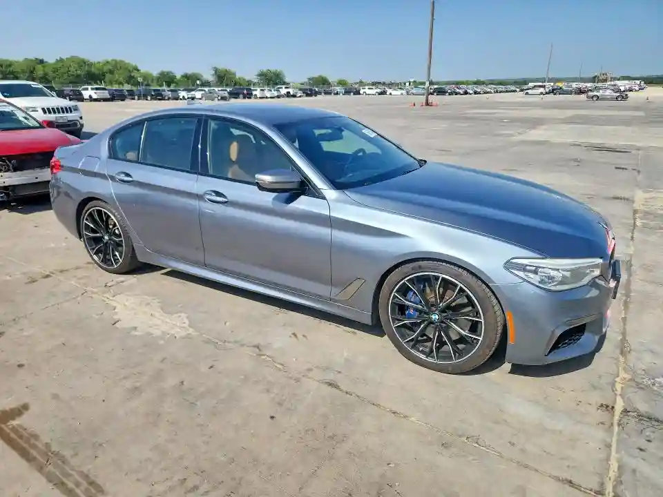WBAJB9C5XJB035786 2018 BMW M5-3
