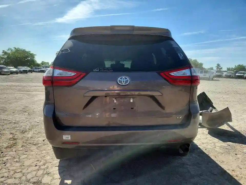 5TDKZ3DC2JS964182 2018 TOYOTA SIENNA-5