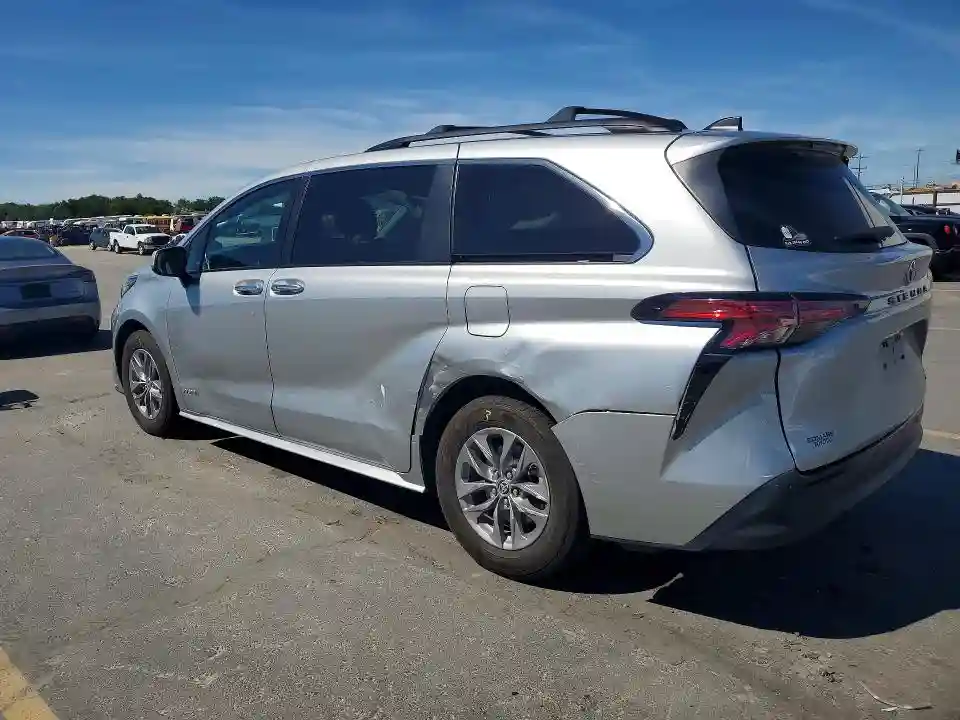 5TDYRKEC0MS057647 2021 TOYOTA SIENNA-1