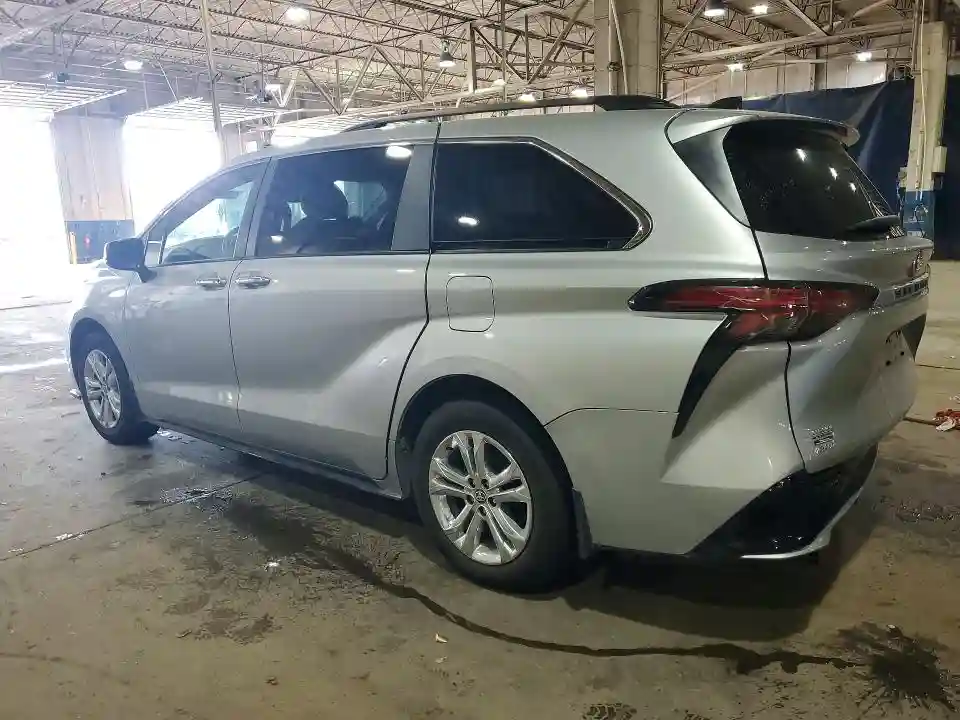 5TDDSKFC0PS093313 2023 TOYOTA SIENNA-1