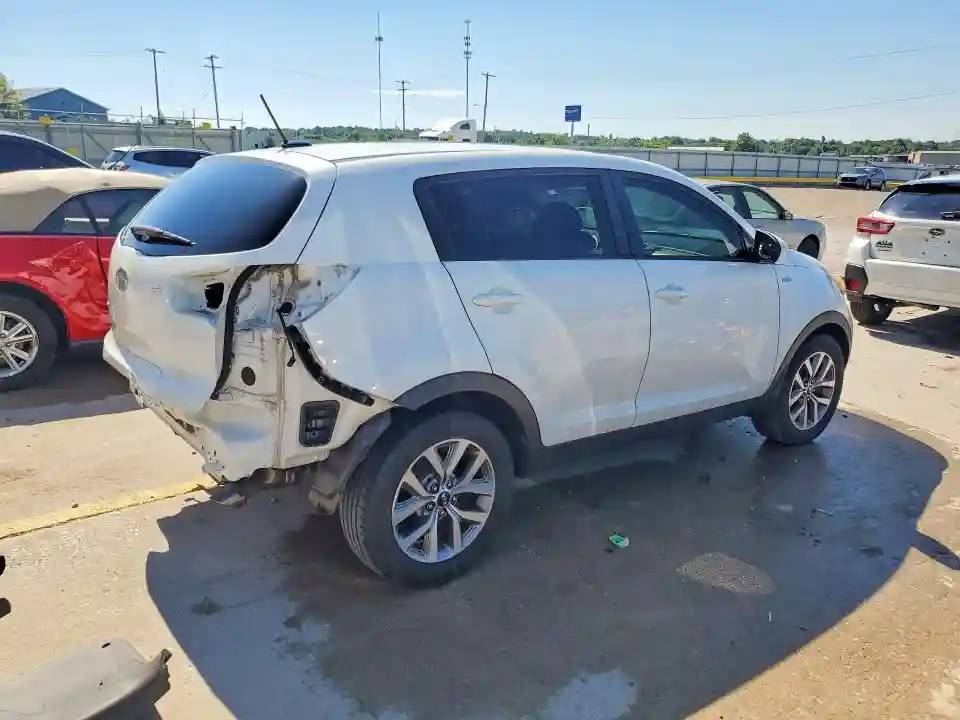 KNDPBCAC0F7793299 2015 KIA SPORTAGE-2
