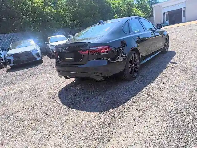 SAJBL4GX0RCY96548 2024 JAGUAR XF-3