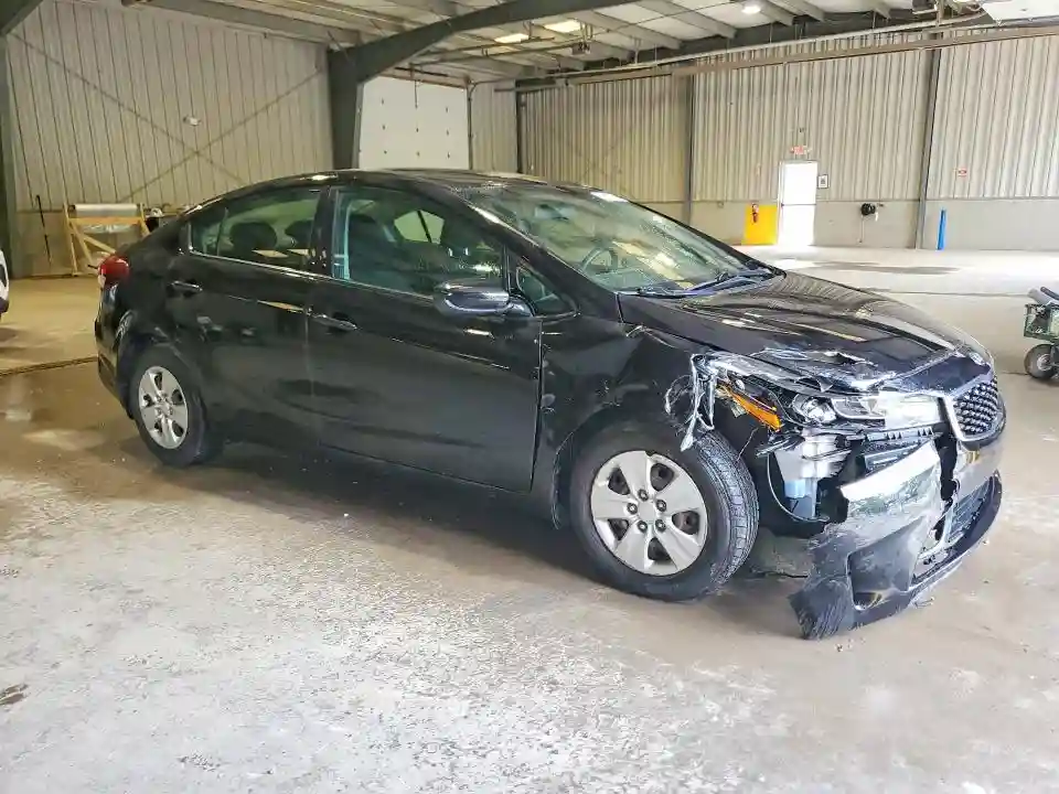 3KPFK4A77JE212619 2018 KIA FORTE-3