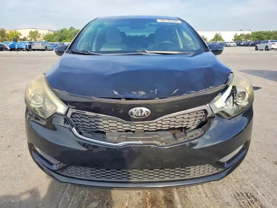 KNAFX4A64G5517103 2016 KIA FORTE-4
