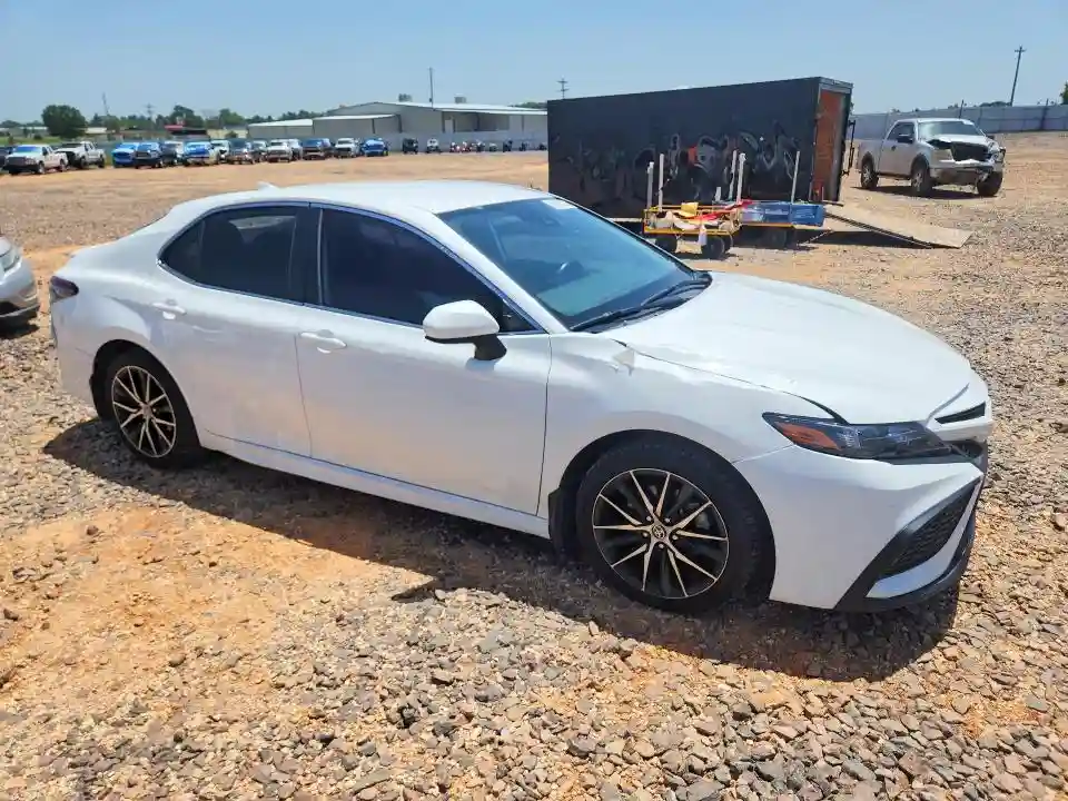 4T1G11AK9MU598519 2021 TOYOTA CAMRY-3