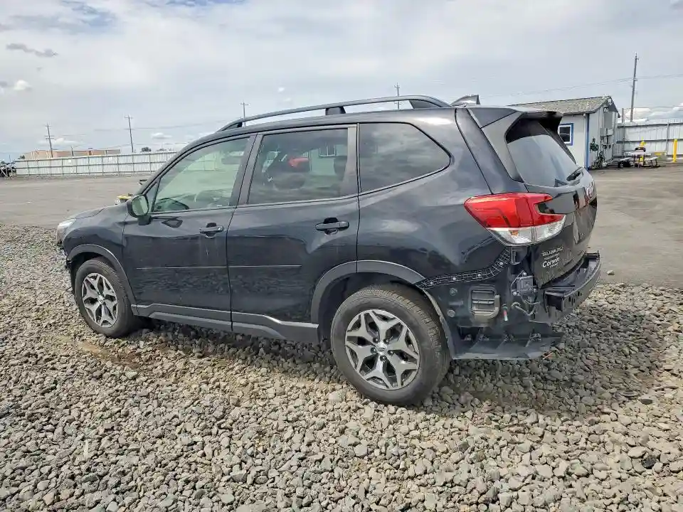 JF2SKAJC1MH575167 2021 SUBARU FORESTER-1