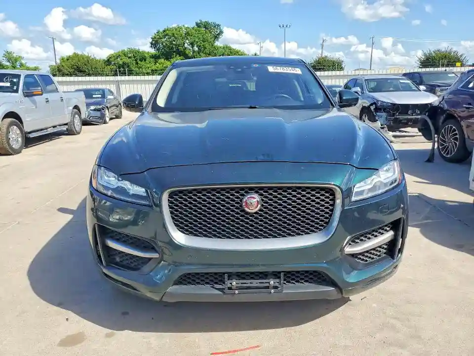 SADCL2BV7HA085292 2017 JAGUAR F-PACE-4