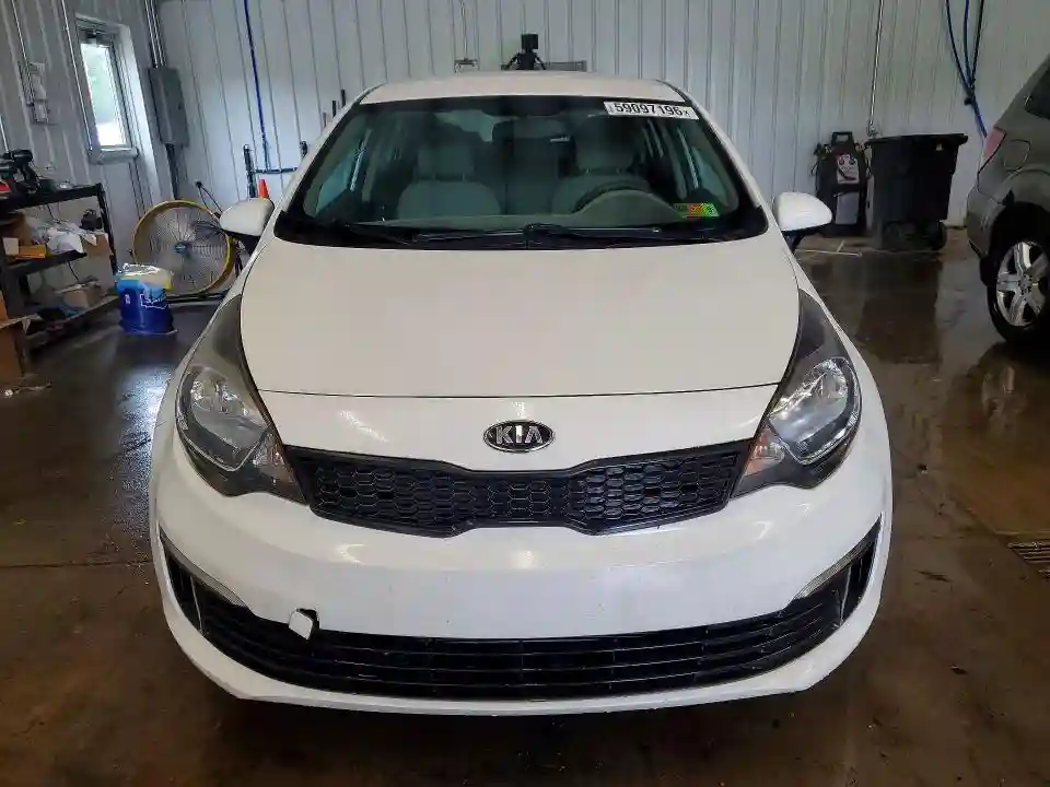 KNADM4A38G6542098 2016 KIA RIO-4