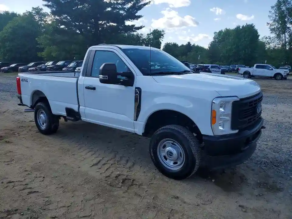 1FTBF2BA0PED83301 2023 FORD F250-3
