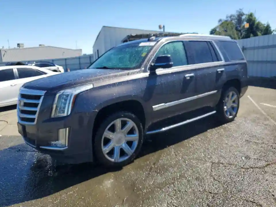 1GYS3BKJ4HR187844 2017 CADILLAC ESCALADE-0