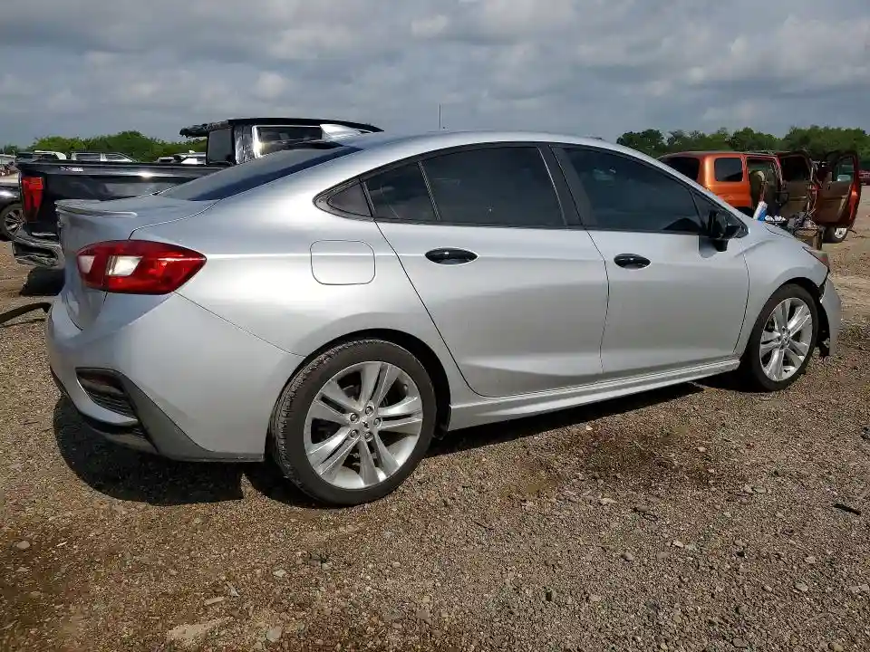 1G1BE5SM4J7207256 2018 CHEVROLET CRUZE-2