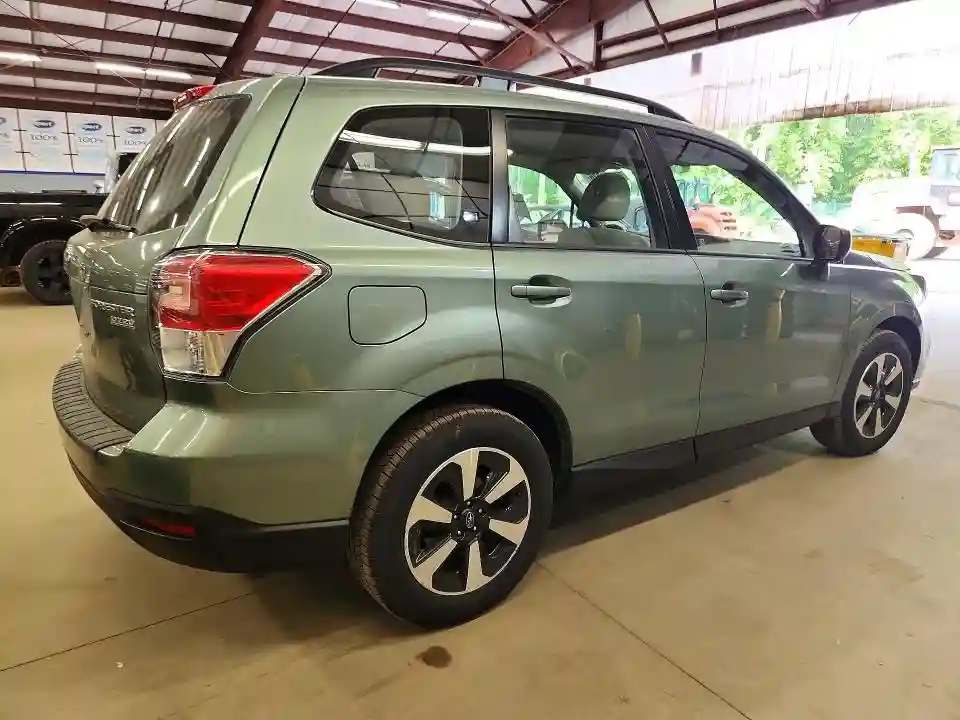JF2SJABC4HH430096 2017 SUBARU FORESTER-2