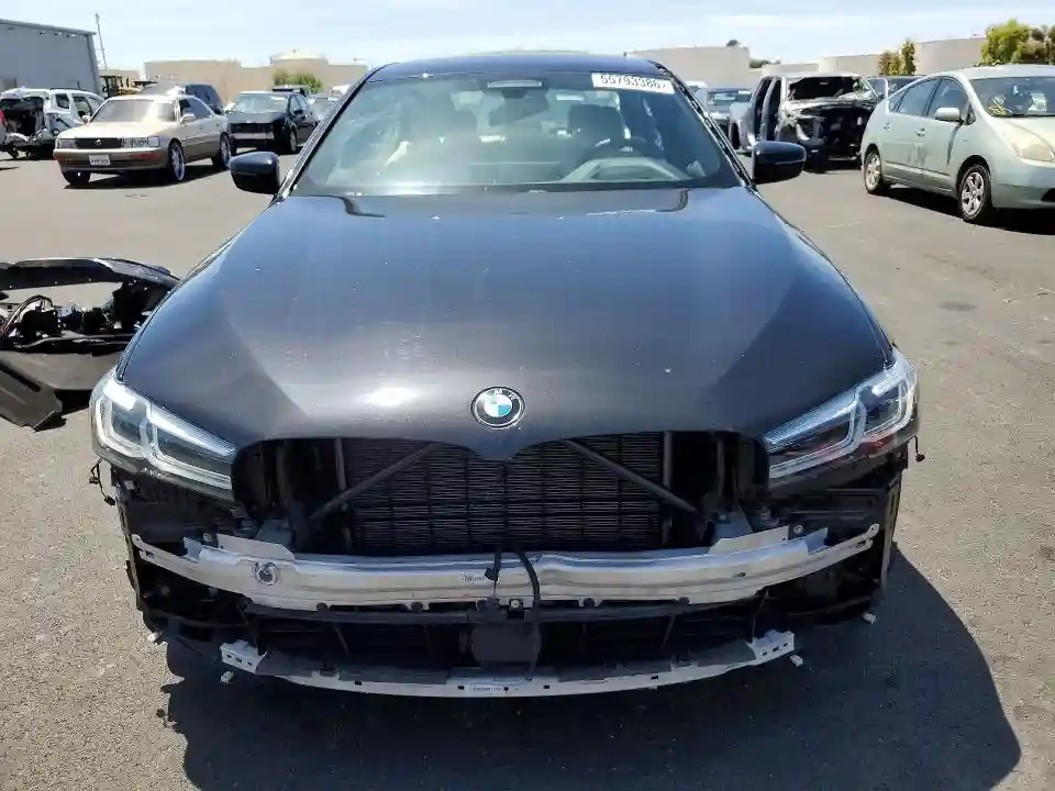 WBA13AG08MCG34023 2021 BMW 5 SERIES-4