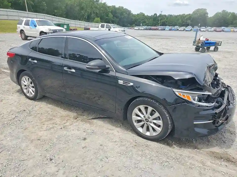 5XXGU4L36GG086245 2016 KIA OPTIMA-3