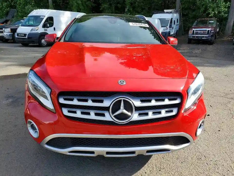 WDCTG4EB4KU014130 2019 MERCEDES-BENZ GLA-CLASS-4
