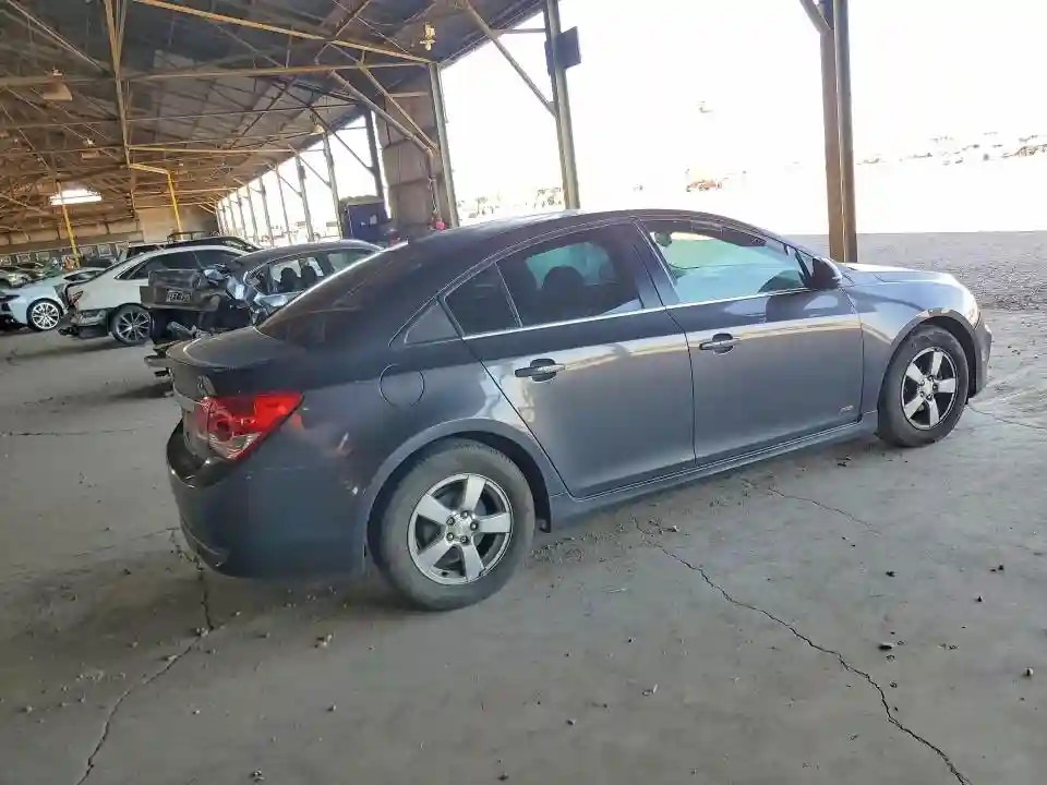 1G1PE5SBXG7153815 2016 CHEVROLET CRUZE-2