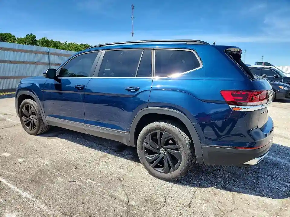 1V2KR2CA1NC555879 2022 VOLKSWAGEN ATLAS-1