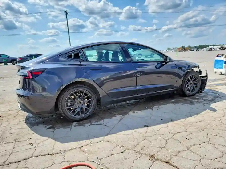 5YJ3E1EA0RF826528 2024 TESLA MODEL 3-2