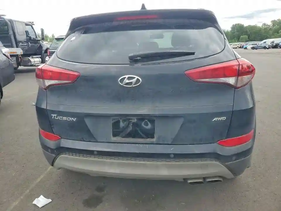 KM8J3CA28JU792076 2018 HYUNDAI TUCSON-5