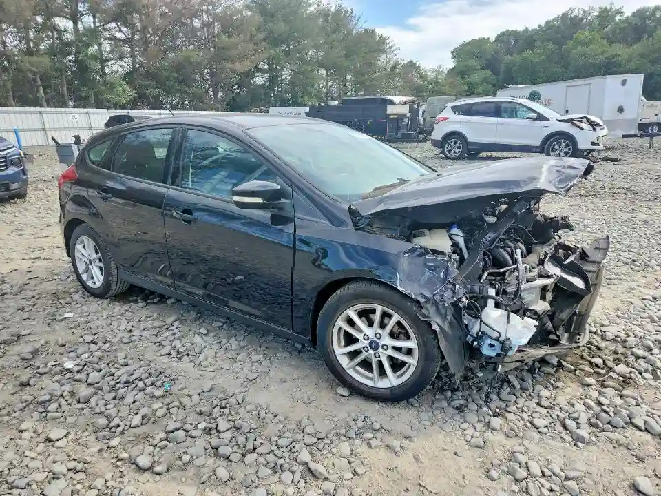 1FADP3K27GL354397 2016 FORD FOCUS-3