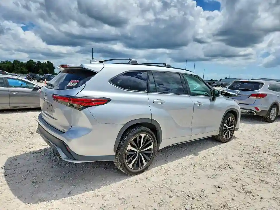 5TDLZRAH5MS031954 2021 TOYOTA HIGHLANDER-2