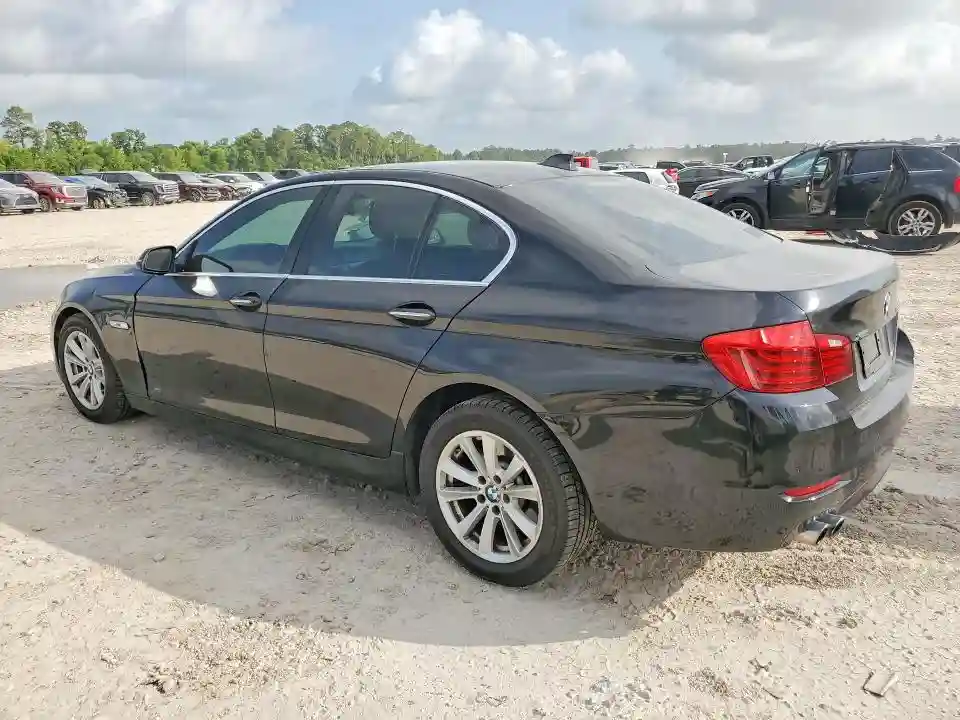 WBA5A7C53GG147088 2016 BMW 5 SERIES-1