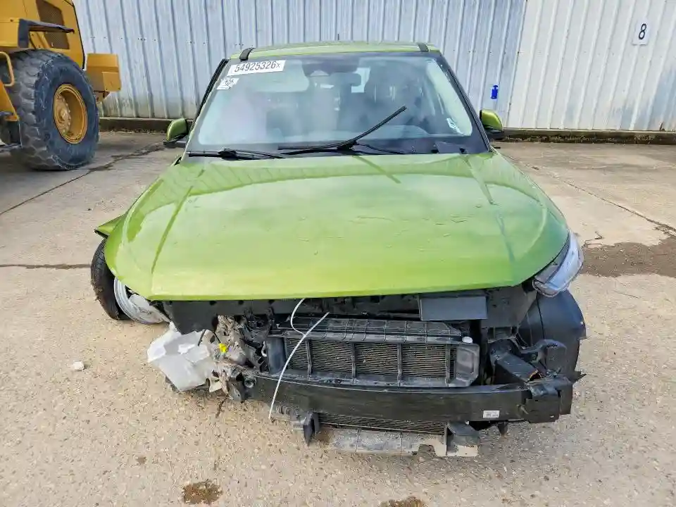 KMHRB8A38RU319186 2024 HYUNDAI VENUE-4