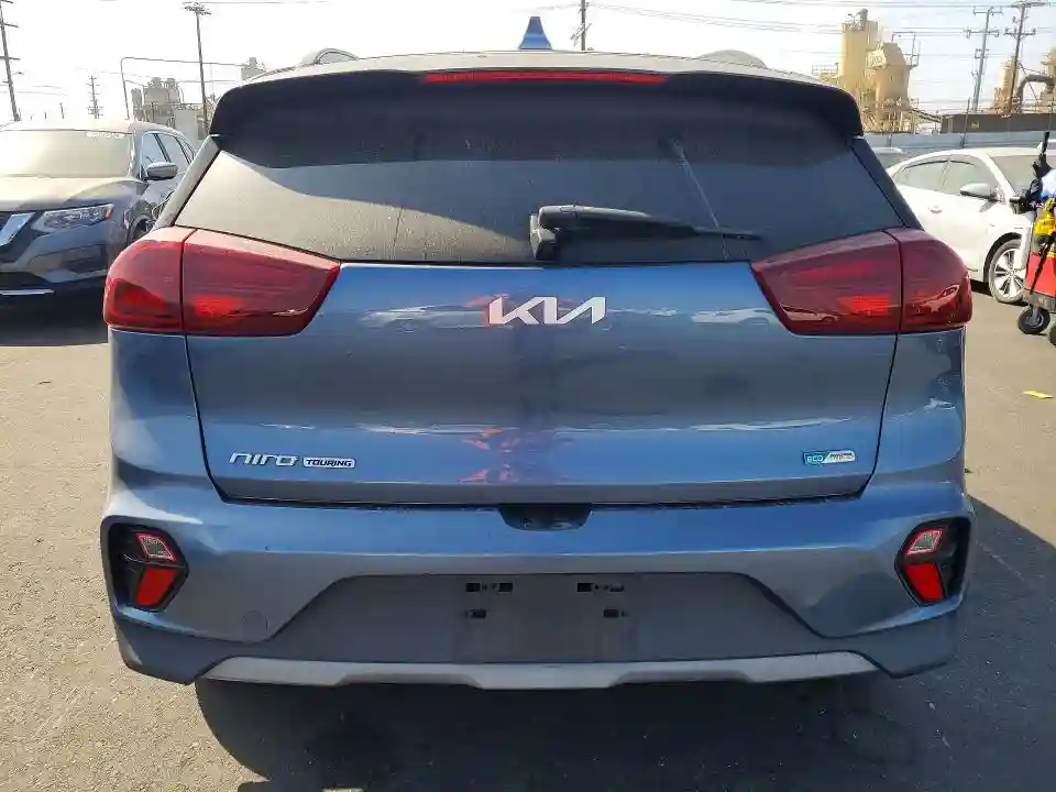 KNDCC3LC6N5546565 2022 KIA NIRO-5
