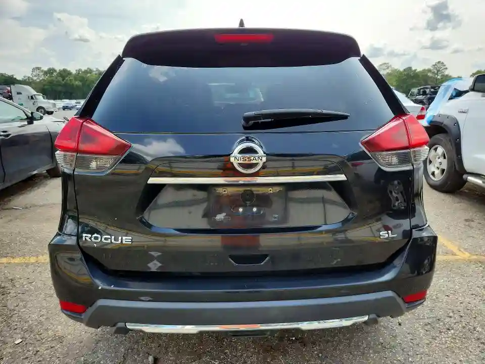 5N1AT2MTXJC778216 2018 NISSAN ROGUE-5