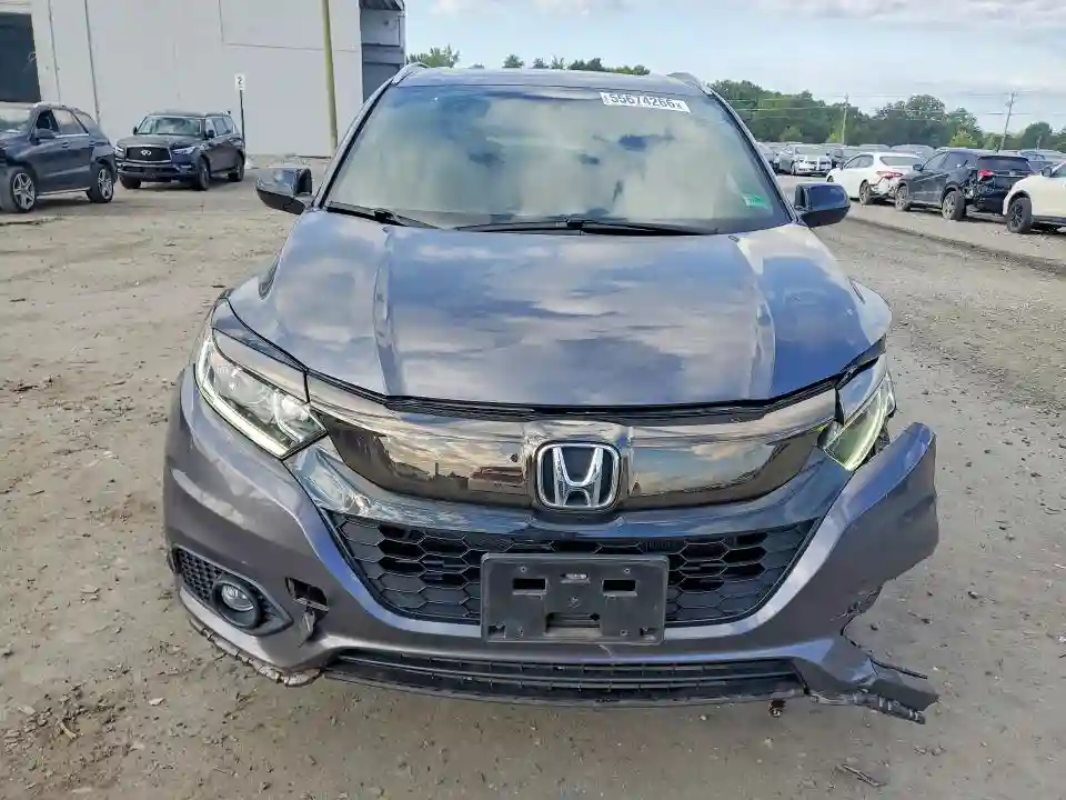 3CZRU6H13MM720076 2021 HONDA HR-V-4