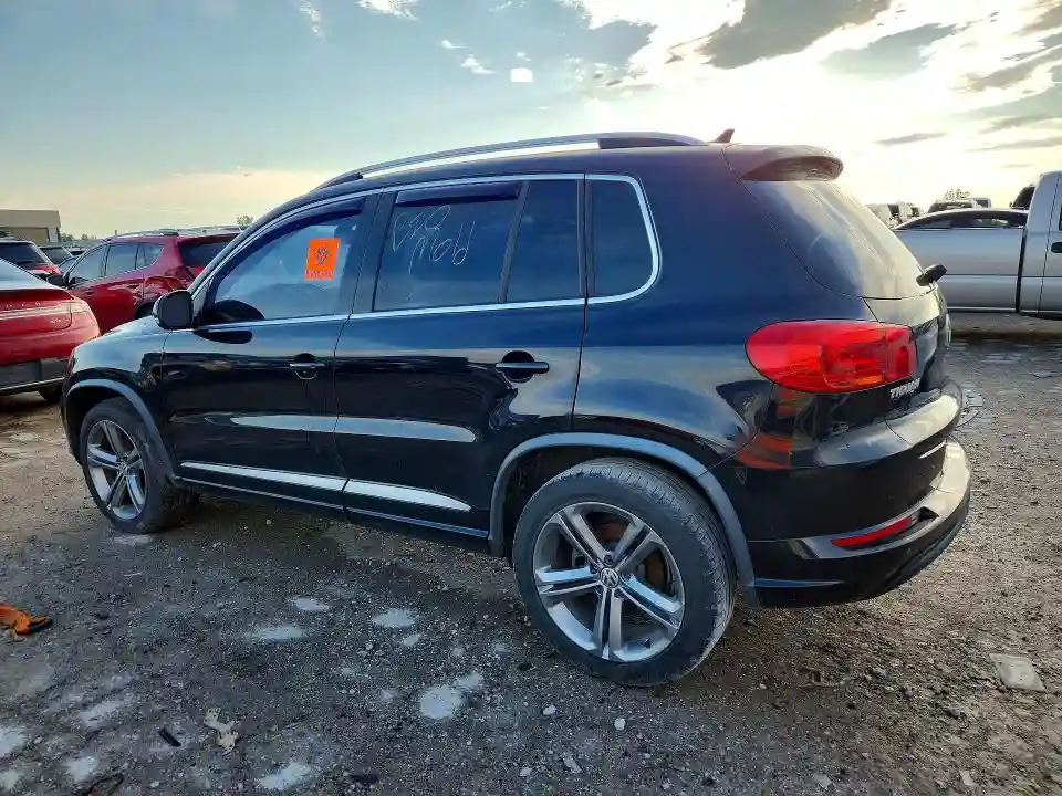 WVGUV7AX7HW504895 2017 VOLKSWAGEN TIGUAN-1