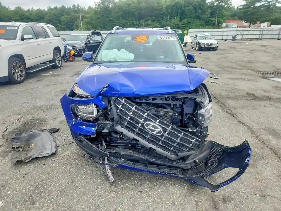 KMHRC8A32SU409808 2025 HYUNDAI VENUE-4