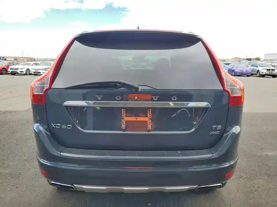 YV4612RKXF2716163 2015 VOLVO XC60-5