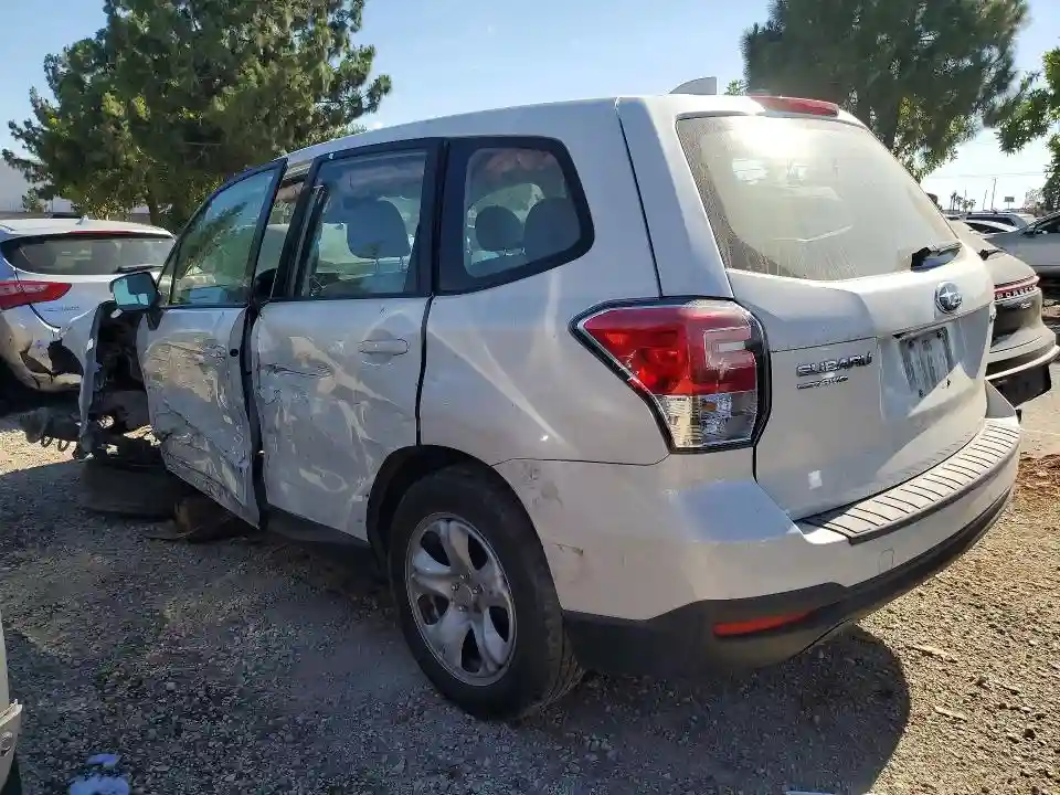 JF2SJAAC9JH617017 2018 SUBARU FORESTER-1