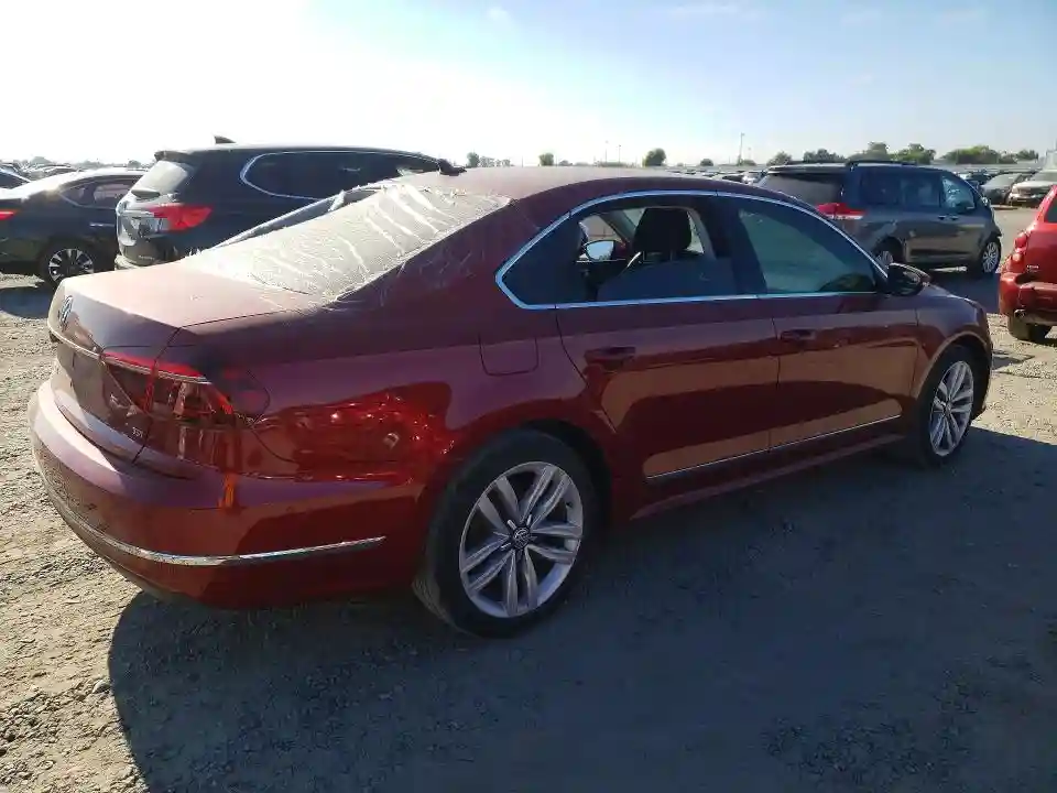 1VWCT7A36HC064265 2017 VOLKSWAGEN PASSAT-2