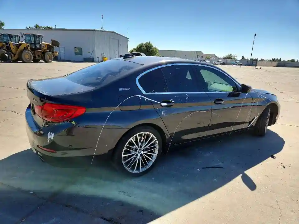 WBAJA9C52KB389869 2019 BMW 5 SERIES-2