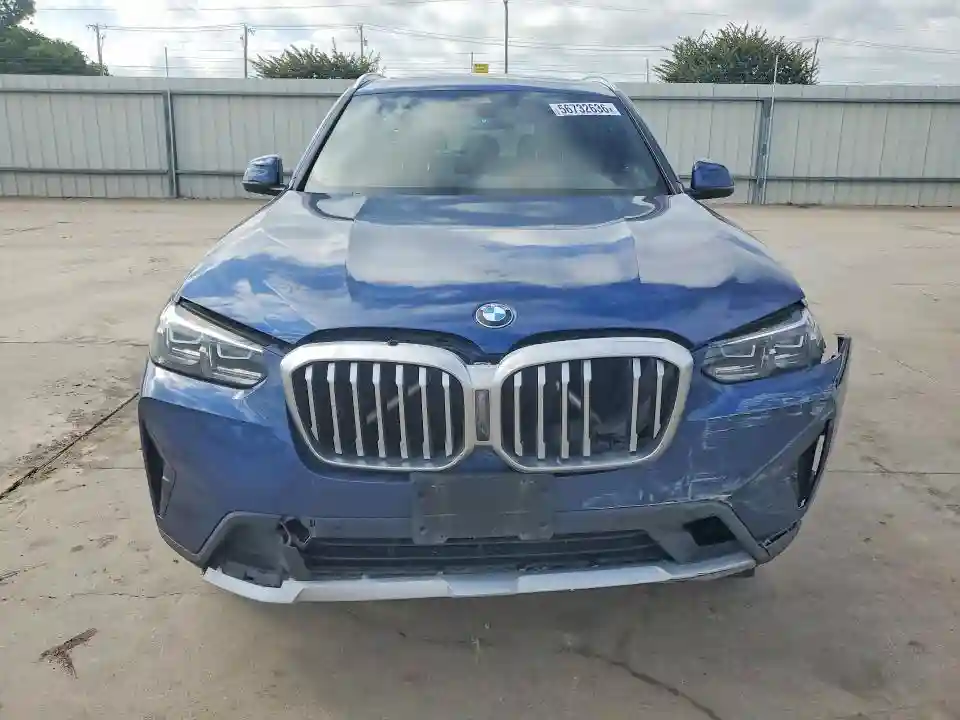 WBX47DP08PN218858 2023 BMW X3-4