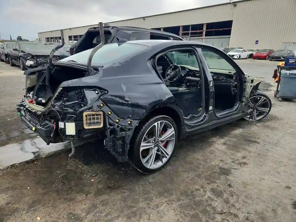 KMTG54SEXSU152736 2025 GENESIS G70-2
