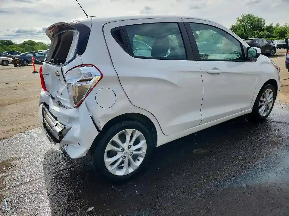 KL8CD6SA1LC450844 2020 CHEVROLET SPARK-2