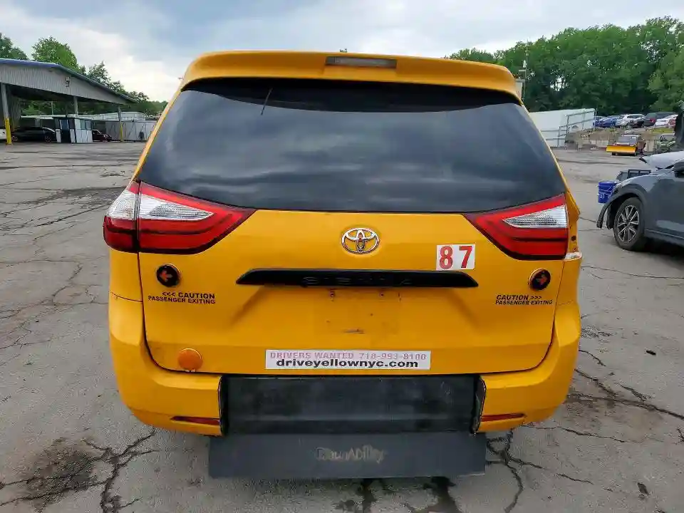 5TDZZ3DC7HS868850 2017 TOYOTA SIENNA-5