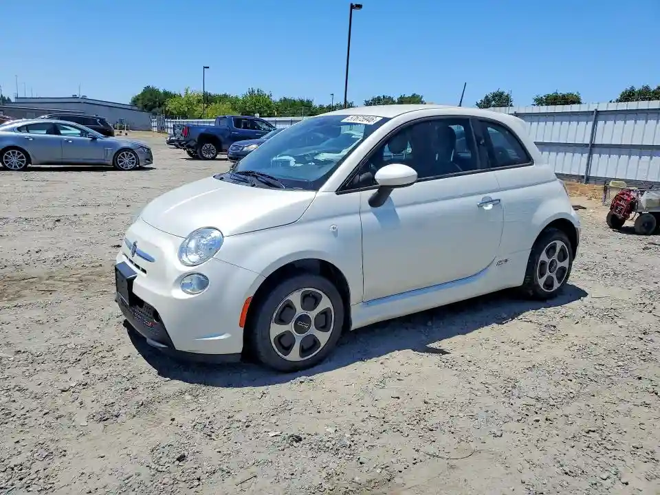 3C3CFFGE5HT699340 2017 FIAT 500-0