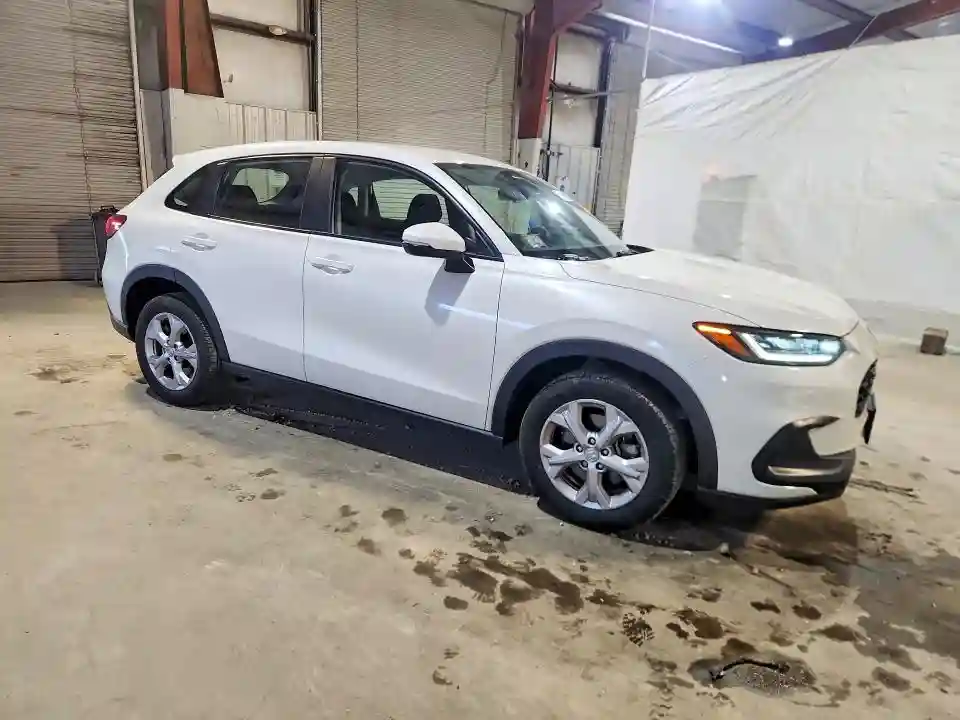 3CZRZ2H36RM759490 2024 HONDA HR-V-3