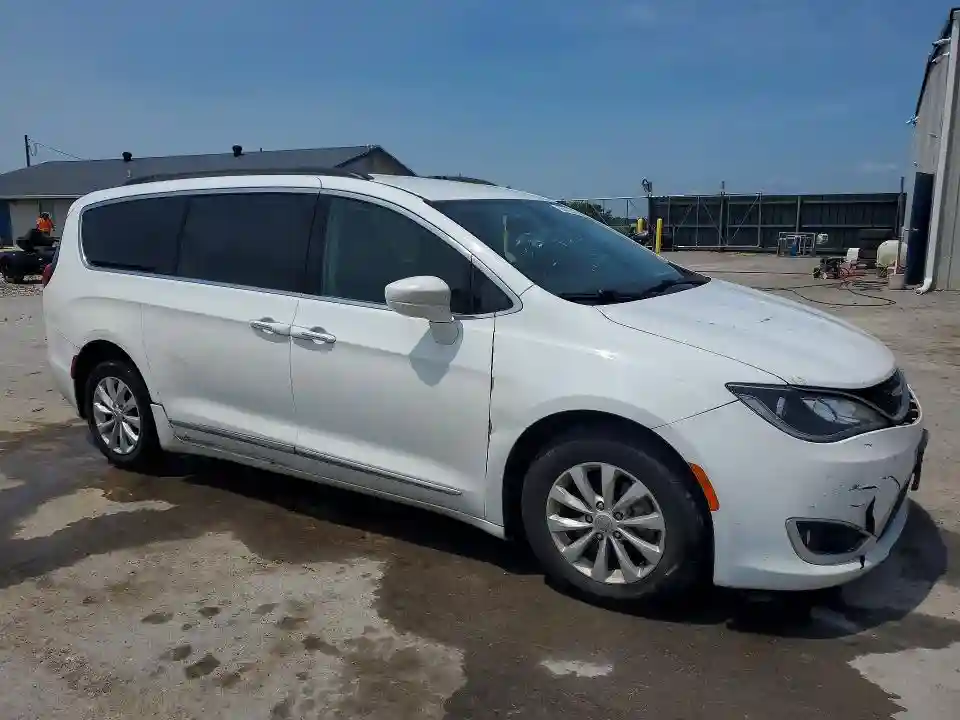 2C4RC1BG1HR569150 2017 CHRYSLER PACIFICA-3