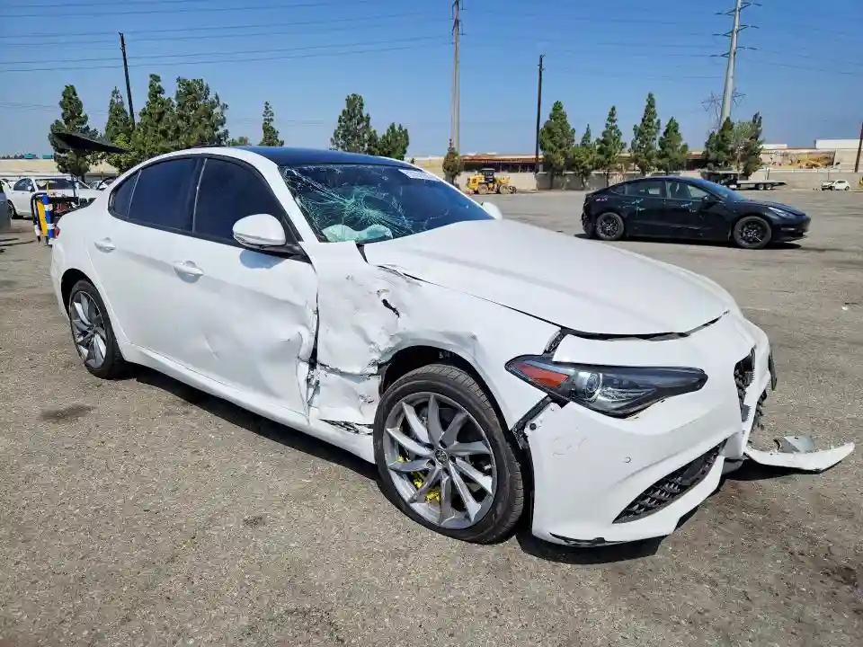 ZARFANBN7N7656813 2022 ALFA ROMEO GIULIA-3