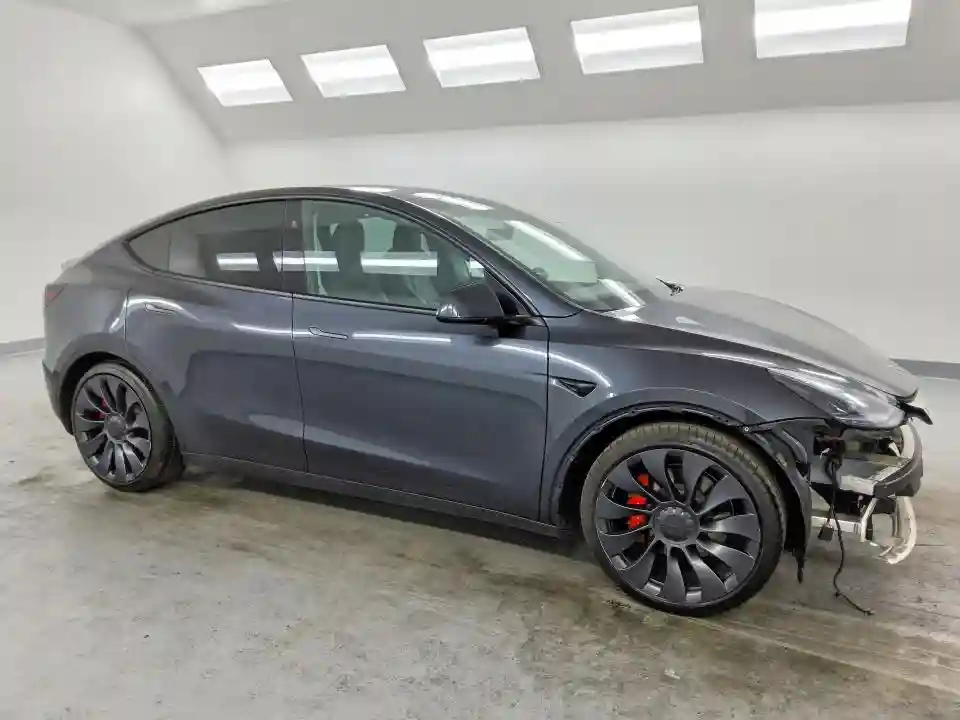 7SAYGDEF6RF160002 2024 TESLA MODEL Y-3