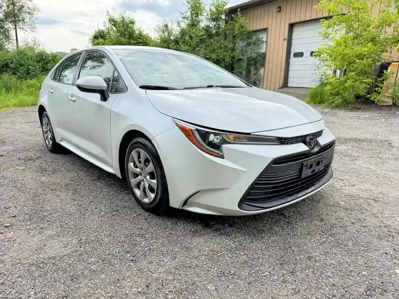 JTDB4MEE9R3016346 2024 TOYOTA COROLLA-0