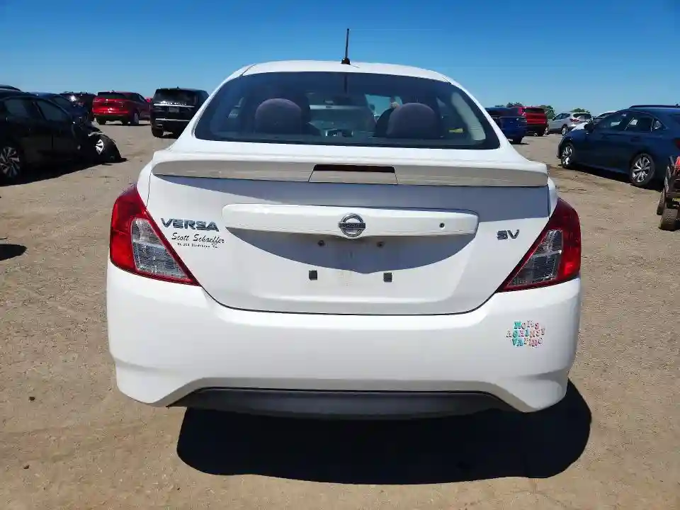 3N1CN7AP2HL844075 2017 NISSAN VERSA-5